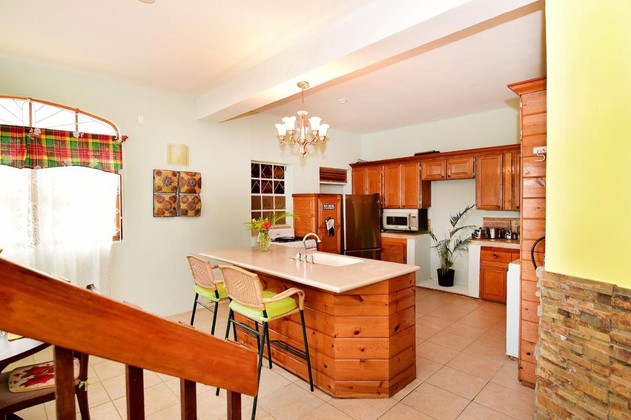 Beachfront Villa Gros Islet Luaran gambar